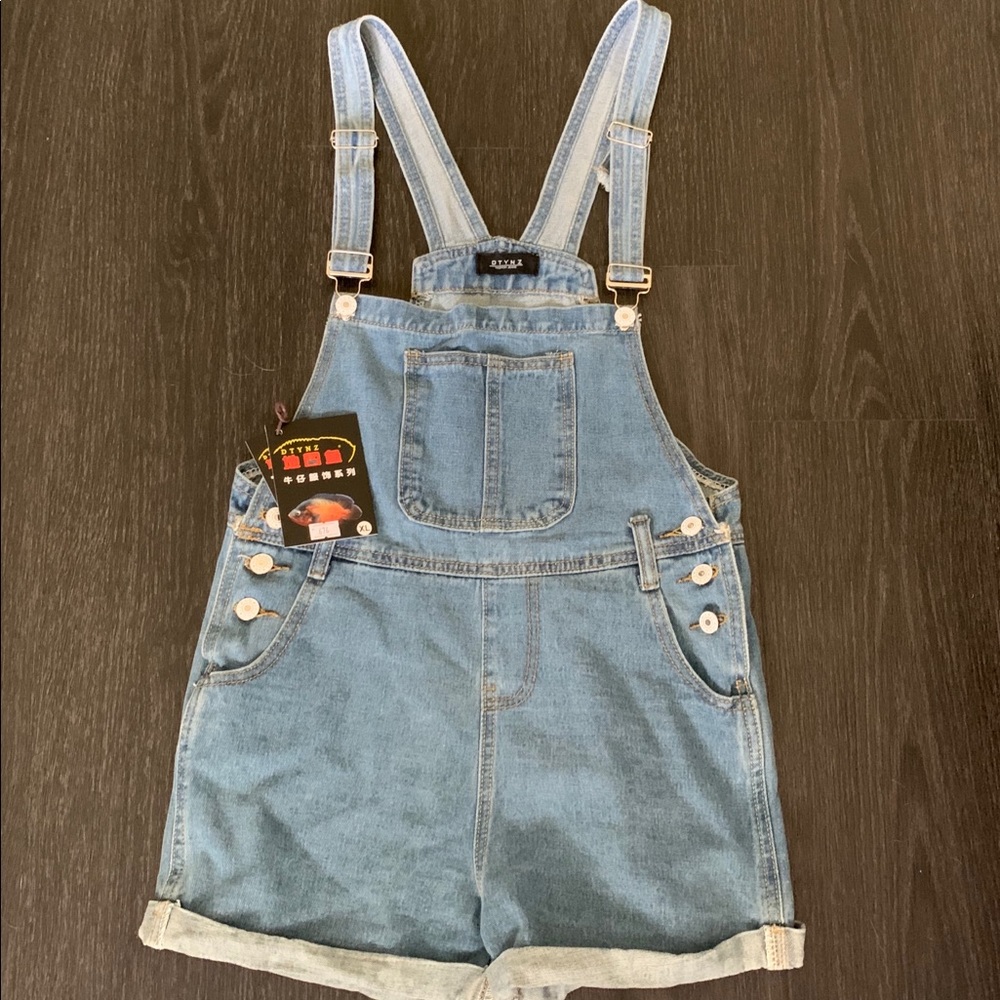 Overall shorts